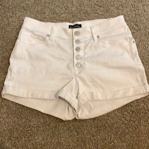 Women’s express shorts size 6